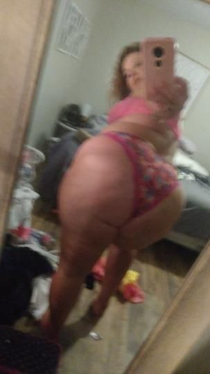 Independent companion Mikaela
 in Muscle Shoals, Alabama - HoneyAffair